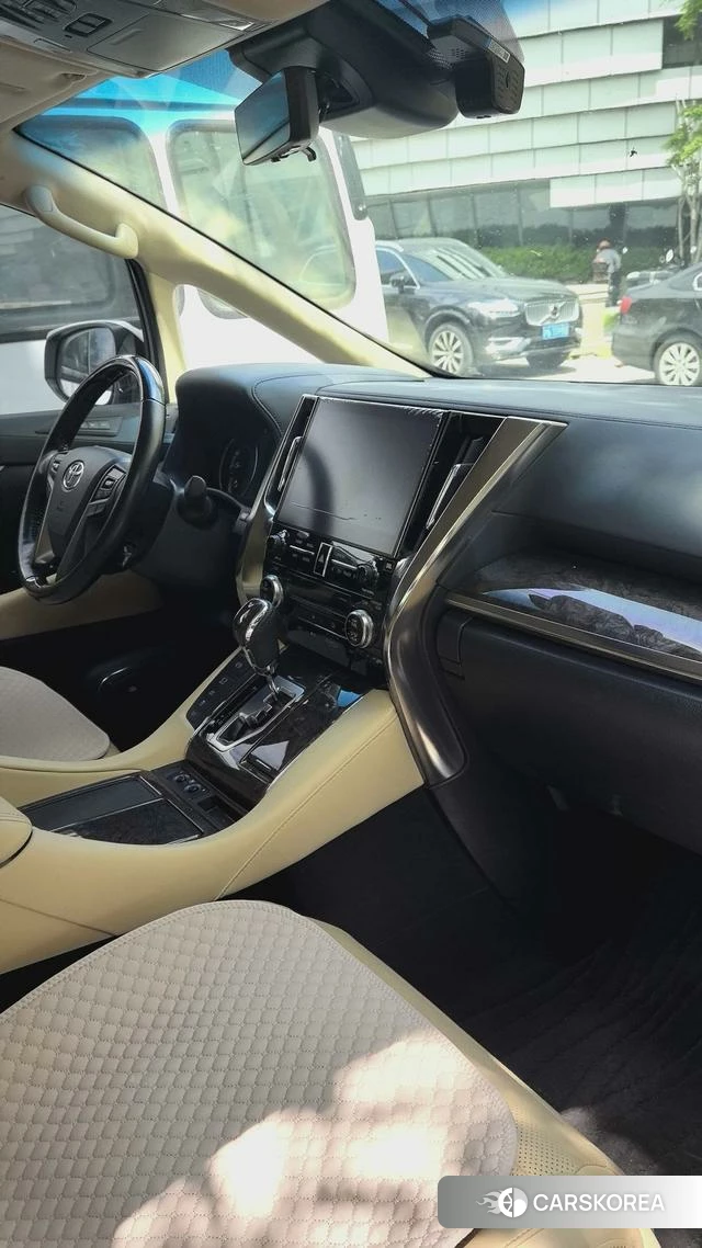 Toyota Elfa 2021 Белый из Китая, фото 6