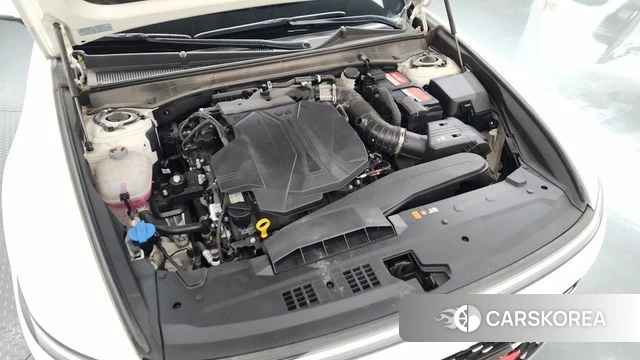 Hyundai Grandeur (GN7) id 4248806 из Кореи 34