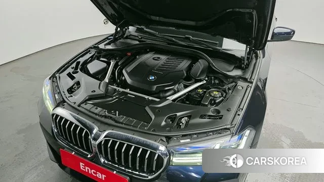 BMW 5 Series (G30) id 2931823 из Кореи 16