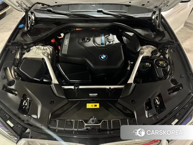 BMW 5 Series (G30) id 3645112 из Кореи 16