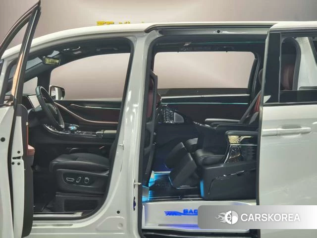GAC Trumpchi Trumpchi M8 id 4220991 из Китая 10
