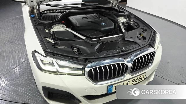 BMW 5 Series (G30) id 4758726 из Кореи 16