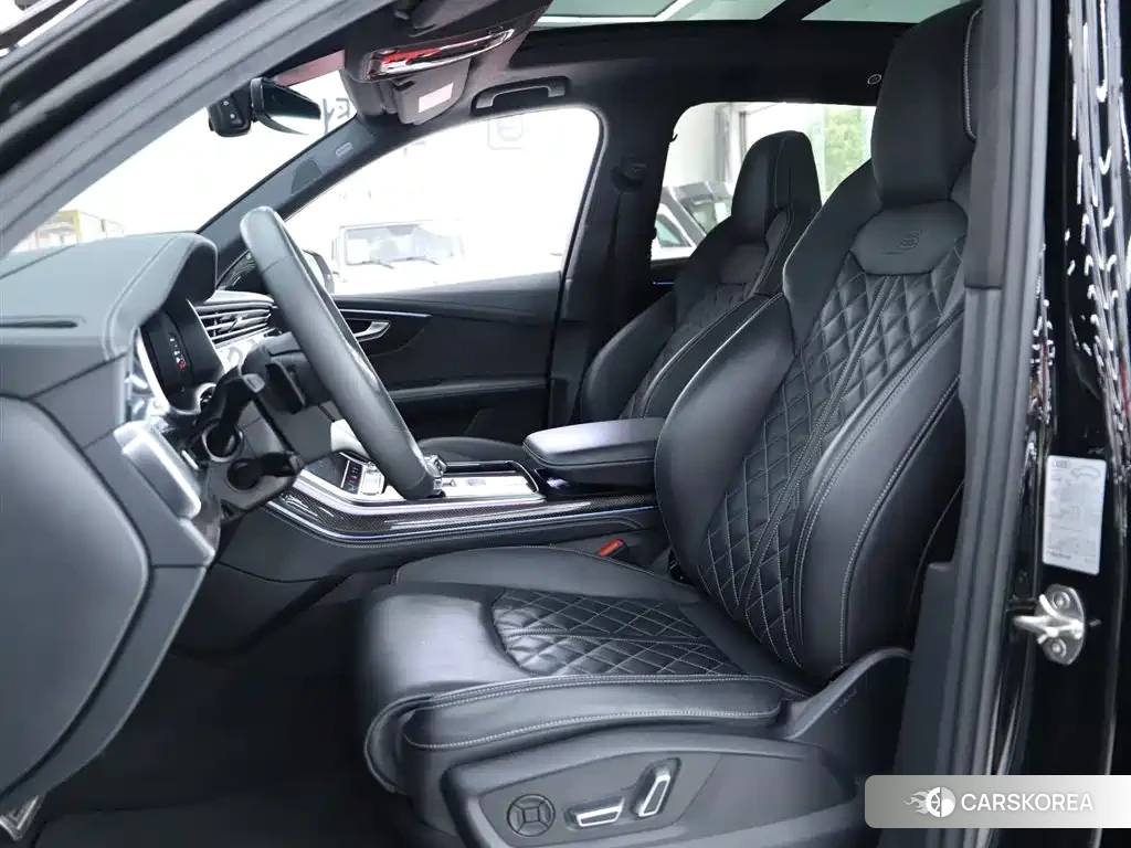 Audi SQ7 id 4600832 из Китая 30
