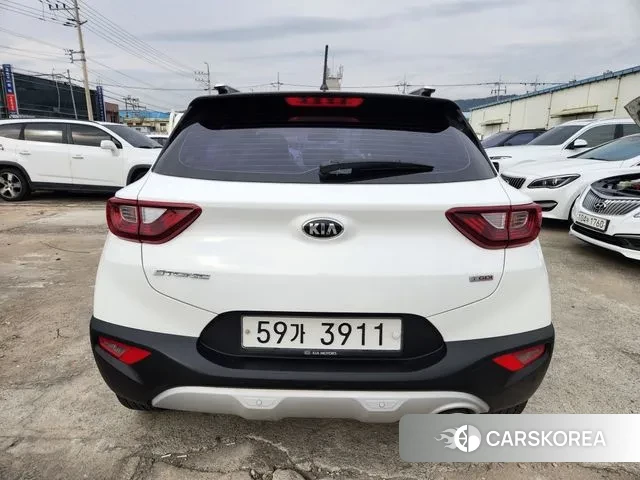 Kia Stonic id 3541529 из Кореи 16