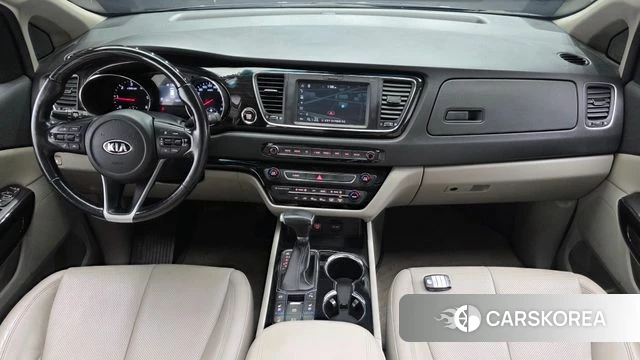 Kia The New Carnival id 4536772 из Кореи 29