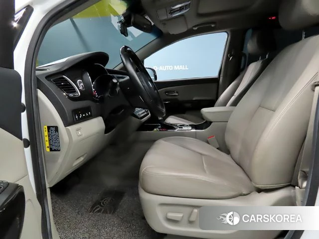 Kia The New Carnival id 4325498 из Кореи 16
