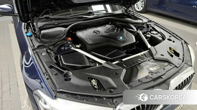 BMW 5 Series (G30) id 4389939 из Кореи 27