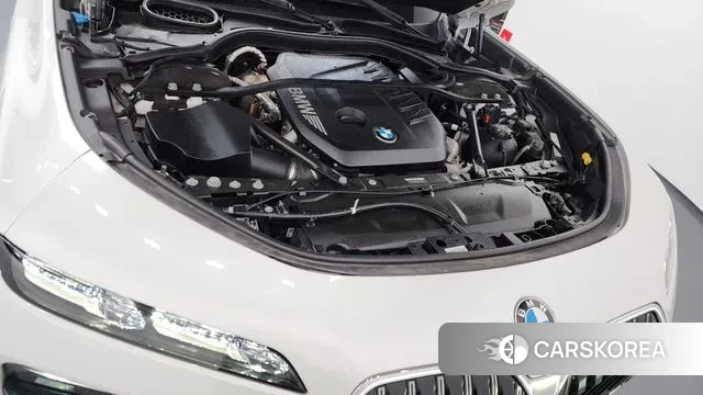 BMW 7 Series (G70) id 3758106 из Кореи 16