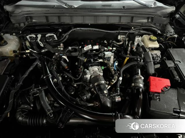 Ford Bronco 6th Generation id 3806366 из Кореи 14