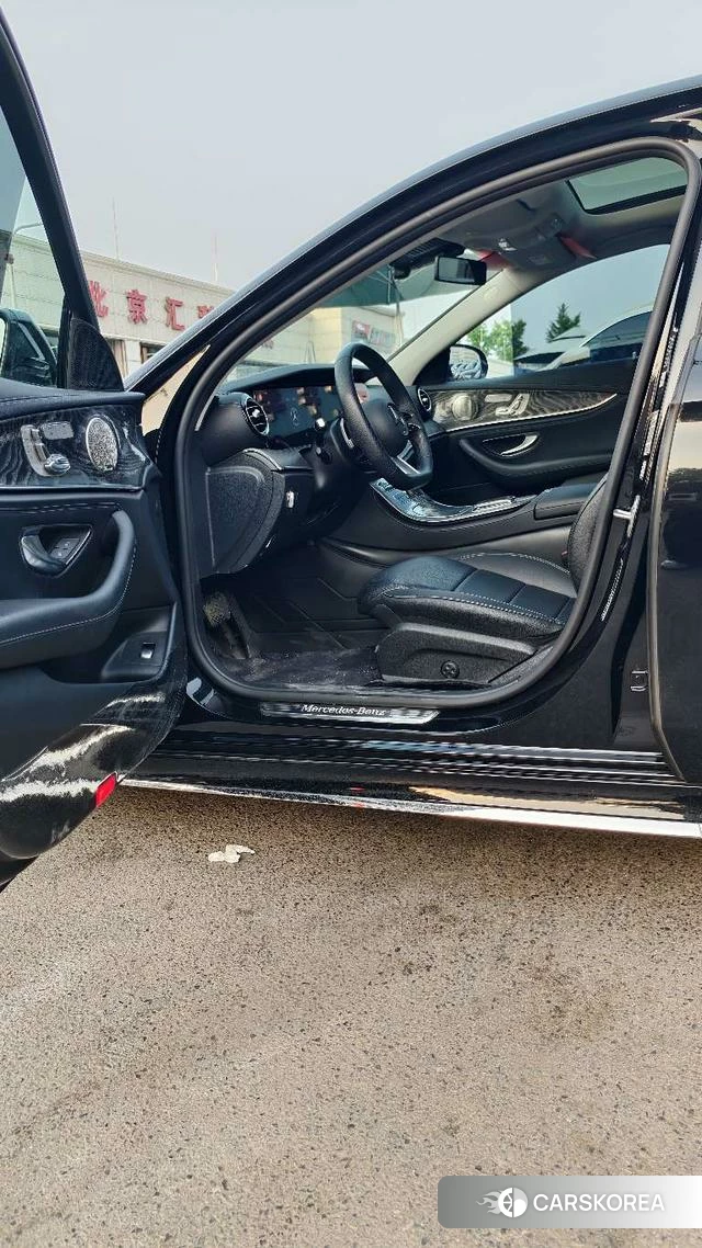 Mercedes-Benz E-class id 4320903 из Китая 13