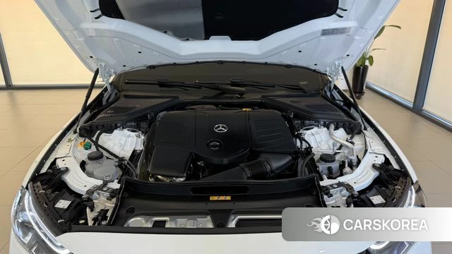 Mercedes-Benz E-Class W214 id 4833918 из Кореи 13