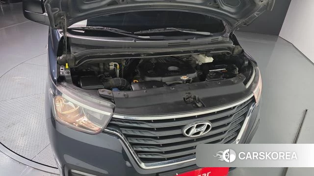 Hyundai The New Grand Starex id 4417190 из Кореи 16