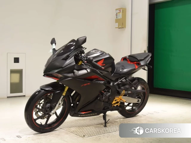 Honda CBR250RR ABS 2017 из Японии, фото 3