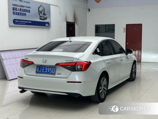 Honda Civic 2023 Белый из Китая, фото 6