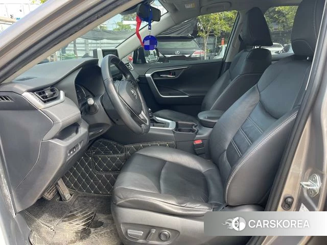 Toyota RAV4 Rongfang 2021 Серебристо-серый из Китая, фото 6