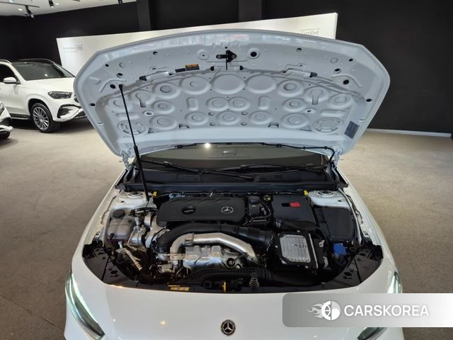 Mercedes-Benz A-Class W177 id 4719534 из Кореи 14