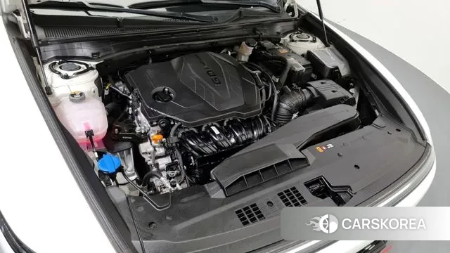 Hyundai Grandeur (GN7) id 3359750 из Кореи 16