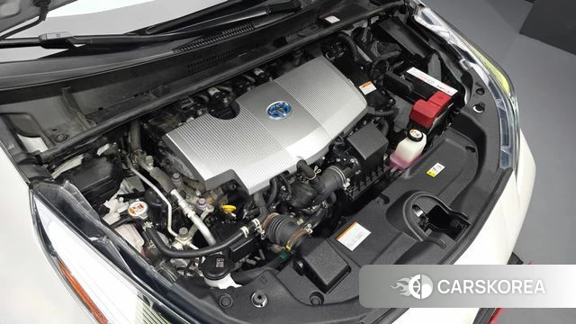 Toyota Prius 4th Generation id 4794040 из Кореи 16