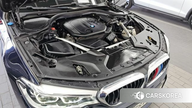 BMW 5 Series (G30) id 4651671 из Кореи 30