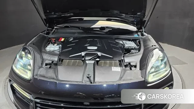 Porsche Cayenne (PO536) id 3519604 из Кореи 16