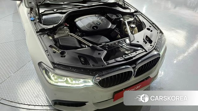 BMW 5 Series (G30) id 4362541 из Кореи 16