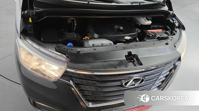 Hyundai The New Grand Starex id 4536358 из Кореи 16