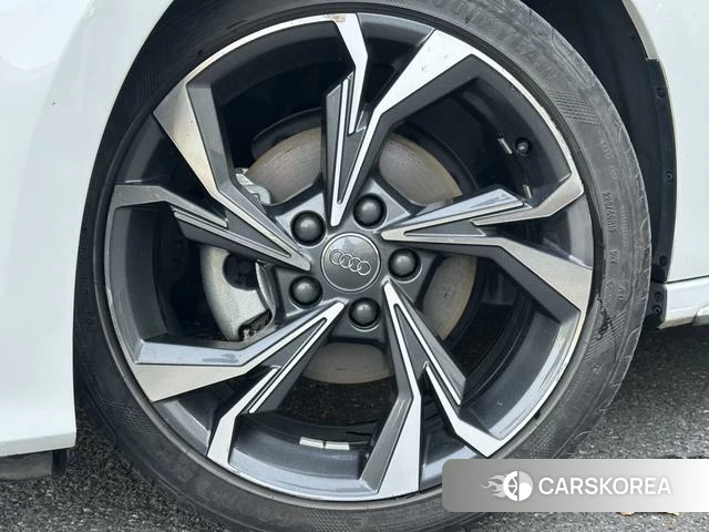 Audi A3 id 3902015 из Китая 21