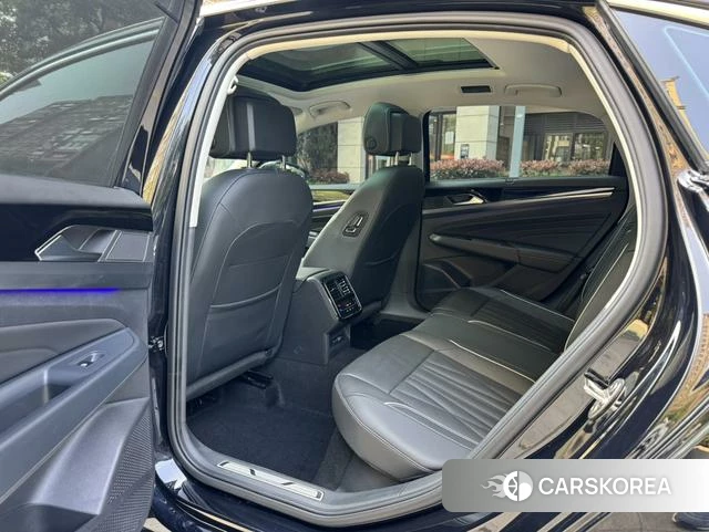 Volkswagen Passat id 4271899 из Китая 15