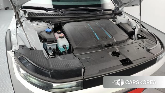 Hyundai Ionic 5 id 3963969 из Кореи 16