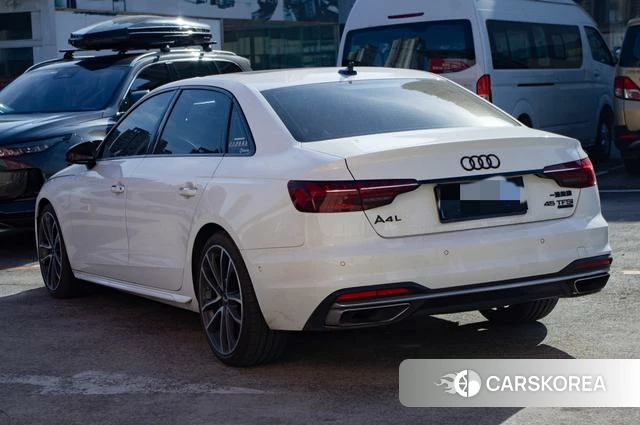 Audi A4L id 4260414 из Китая 10