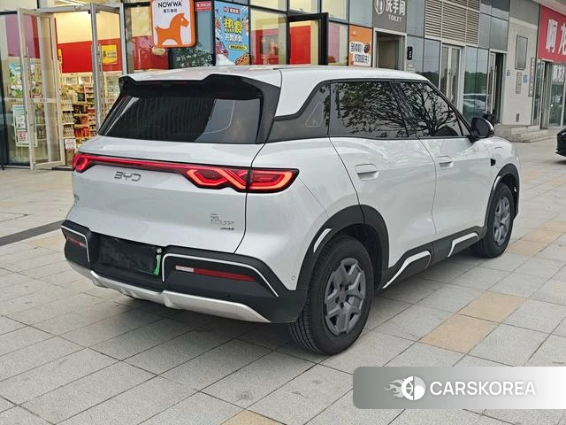 BYD Yuan UP 2026 Белый из Китая, фото 6