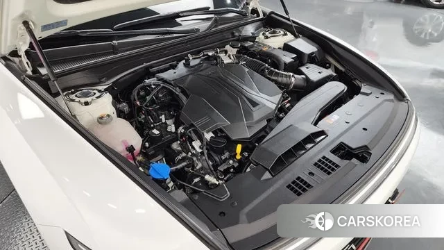 Hyundai Grandeur (GN7) id 3426325 из Кореи 16