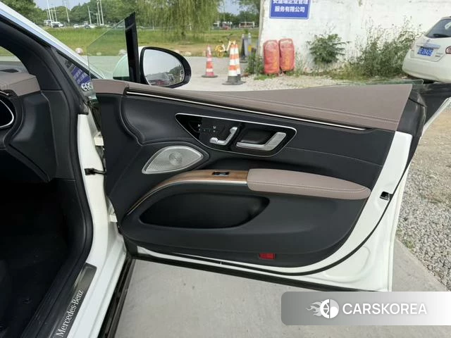 Mercedes-Benz EQS id 4365653 из Китая 9