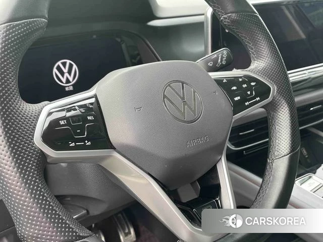 Volkswagen Tourang id 4258841 из Китая 10