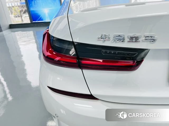 BMW 3 series id 4255945 из Китая 23