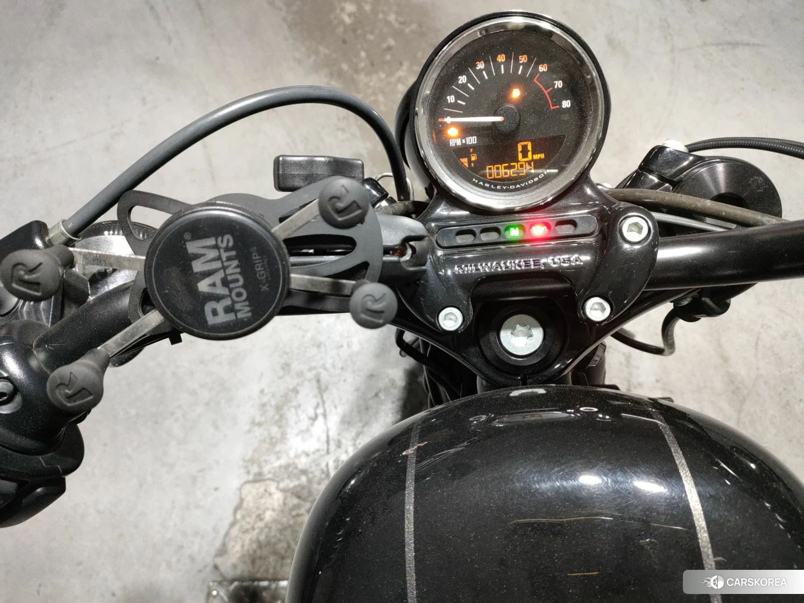 Проданный Harley-Davidson Sportster XL1200CX Roadster id 3945904 из Японии, фото 6