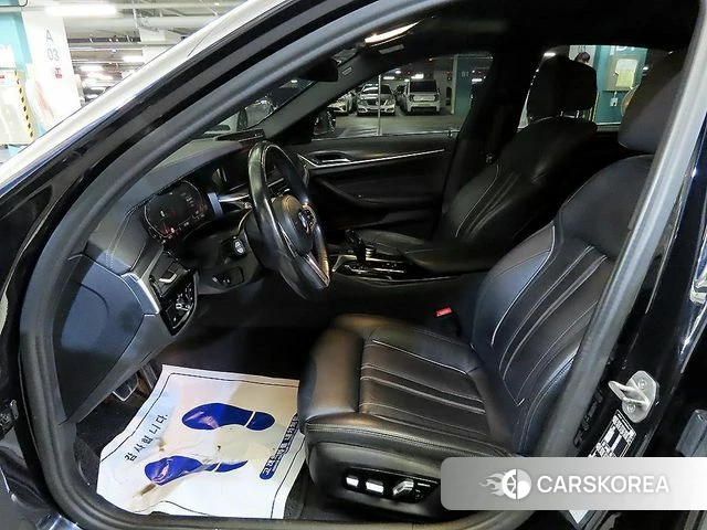 BMW 5 Series (G30) id 4281765 из Кореи 16