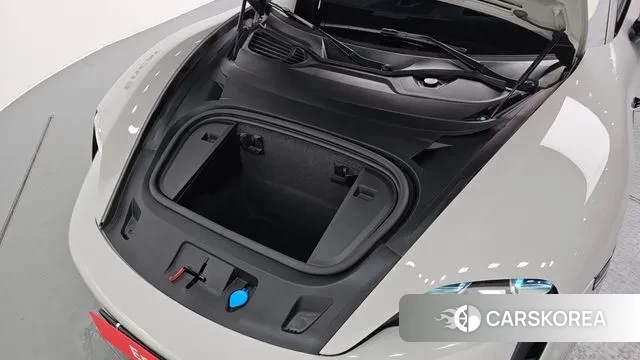 Porsche Taycan id 3508598 из Кореи 16