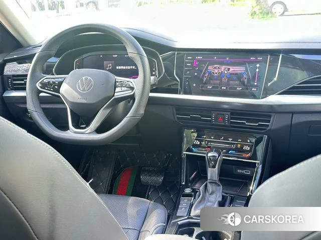 Volkswagen Passat id 4359345 из Китая 14