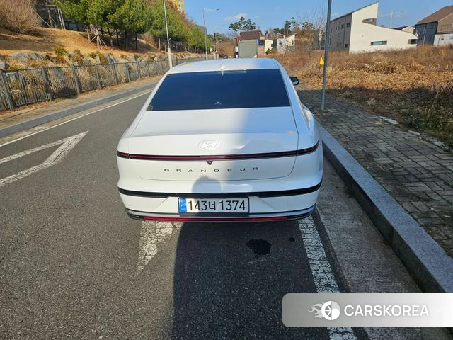Hyundai Grandeur Hybrid (GN7) 2024 Белый из Кореи, фото 6