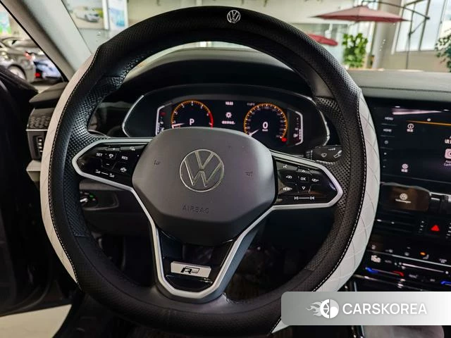 Volkswagen Passat id 4263182 из Китая 23