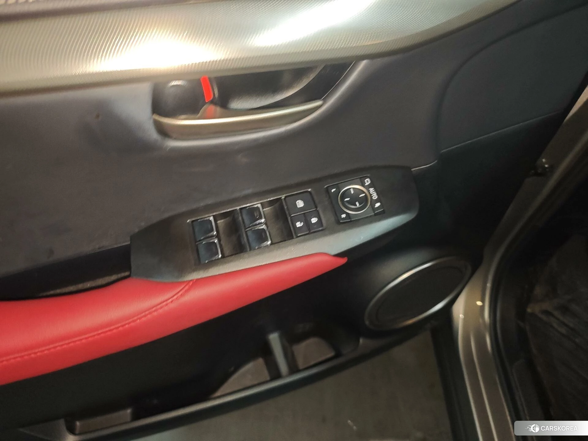 Lexus NX id 4461921 из Китая 17