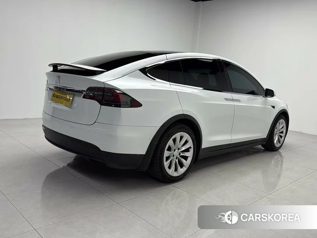Tesla Model X id 4219594 из Китая 16
