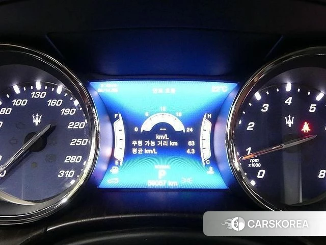 Maserati Quattroporte id 4595183 из Кореи 16