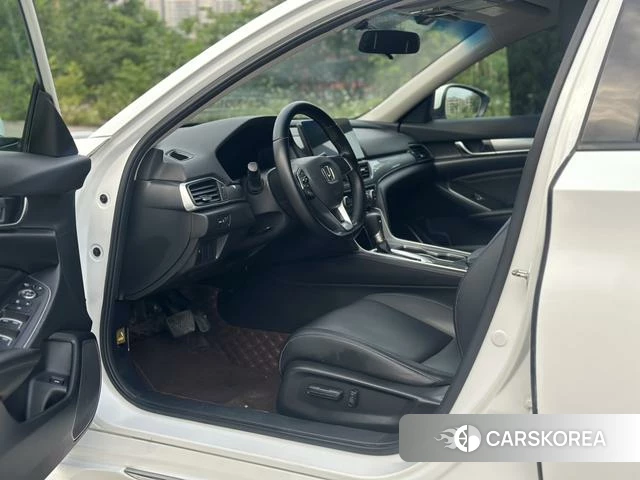 Honda Accord id 4314053 из Китая 13