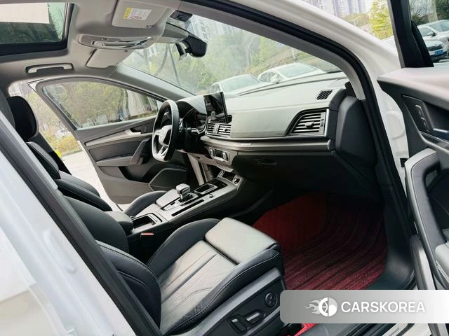 Audi Q5L id 4276824 из Китая 13