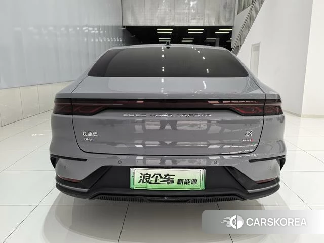 BYD Han DM 2025 Темно-серый из Китая, фото 6
