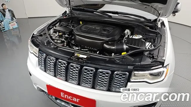 Jeep Grand Cherokee id 2727468 из Кореи 16