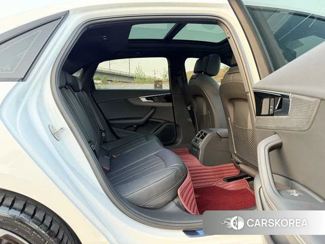 Audi A4L id 3983336 из Китая 19