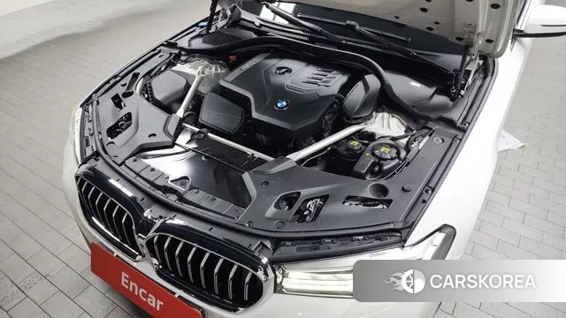 BMW 5 Series (G30) id 2940096 из Кореи 16